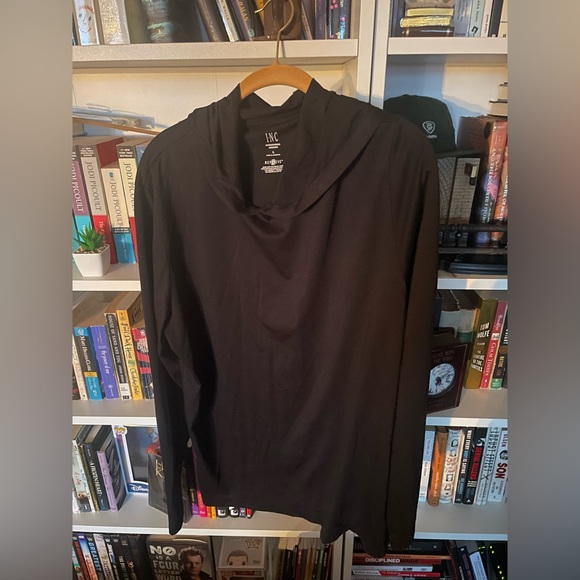 Macy’s Lightweight Workout Black Hoodie - Picture 3 of 5